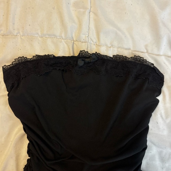 SHEIN Black Lace Trim Crop Top - Picture 5 of 6